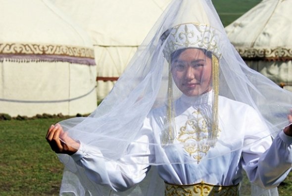 Как дела у прекрасных дам в Кыргызстане?