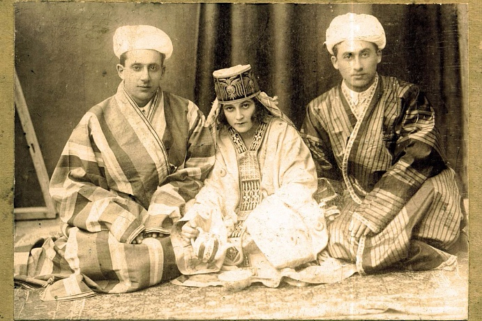 Бухарские евреи: как они оказались в Центральной Азии и почему не стали душанбинскими?