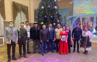 В Хакасии поздравили руководителей национальных диаспор с Новым годом