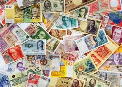 Названы рискующие исчезнуть валюты 