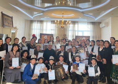 В Бишкеке отметили День эпоса «Манас»